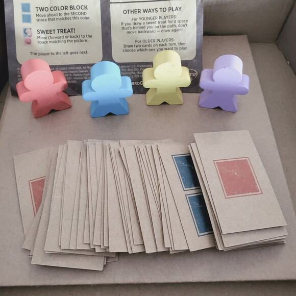 Retro Candyland game with wooden pawns - Picture 4 of 9